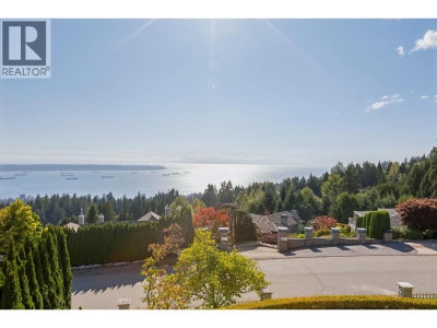 1471 BRAMWELL Road | West Vancouver British Columbia | Slide Image Thirty-two