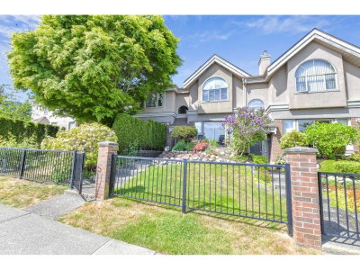 15415 RUSSELL Avenue | White Rock British Columbia | Slide Image One
