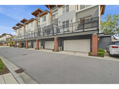 22128 48A Avenue | Langley British Columbia | Slide Image Two