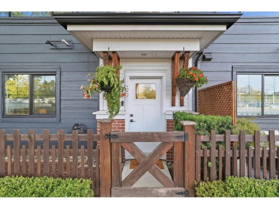 22128 48A Avenue | Langley British Columbia | Slide Image Three