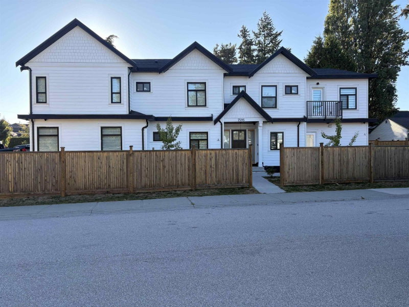 7595 119A Street Delta British Columbia, V4C 6N4 - 5 Bedrooms Home For Sale