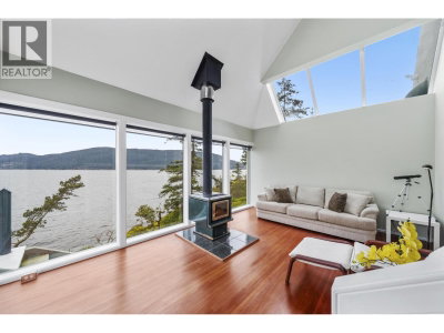 28 PASSAGE Island | Vancouver British Columbia | Slide Image Seven