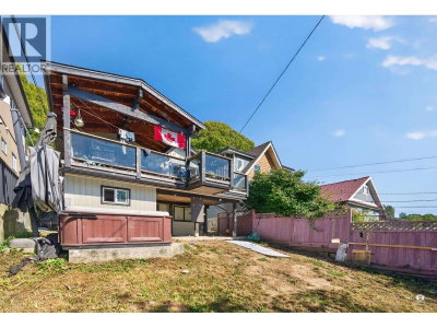 3184 8TH Avenue | Vancouver British Columbia | Slide Image Five