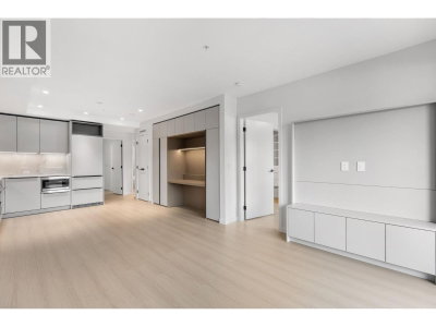 2015 ST. JOHNS Street | Port Moody British Columbia | Slide Image Ten
