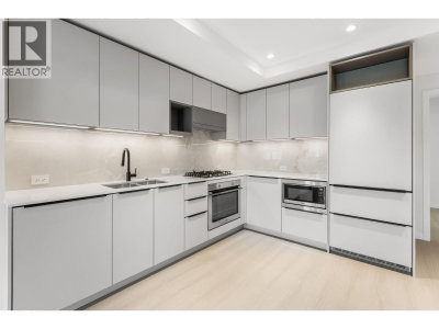 2015 ST. JOHNS Street | Port Moody British Columbia | Slide Image Fifteen