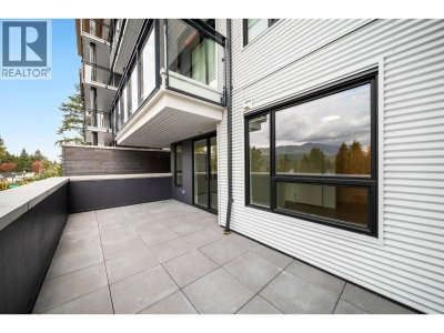 2015 ST. JOHNS Street | Port Moody British Columbia | Slide Image Thirty-one