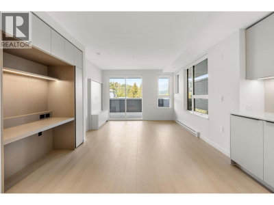 2015 ST. JOHNS Street | Port Moody British Columbia | Slide Image Nine