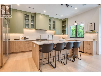 8431 FAIRWAY Street | Richmond British Columbia | Slide Image Thirteen