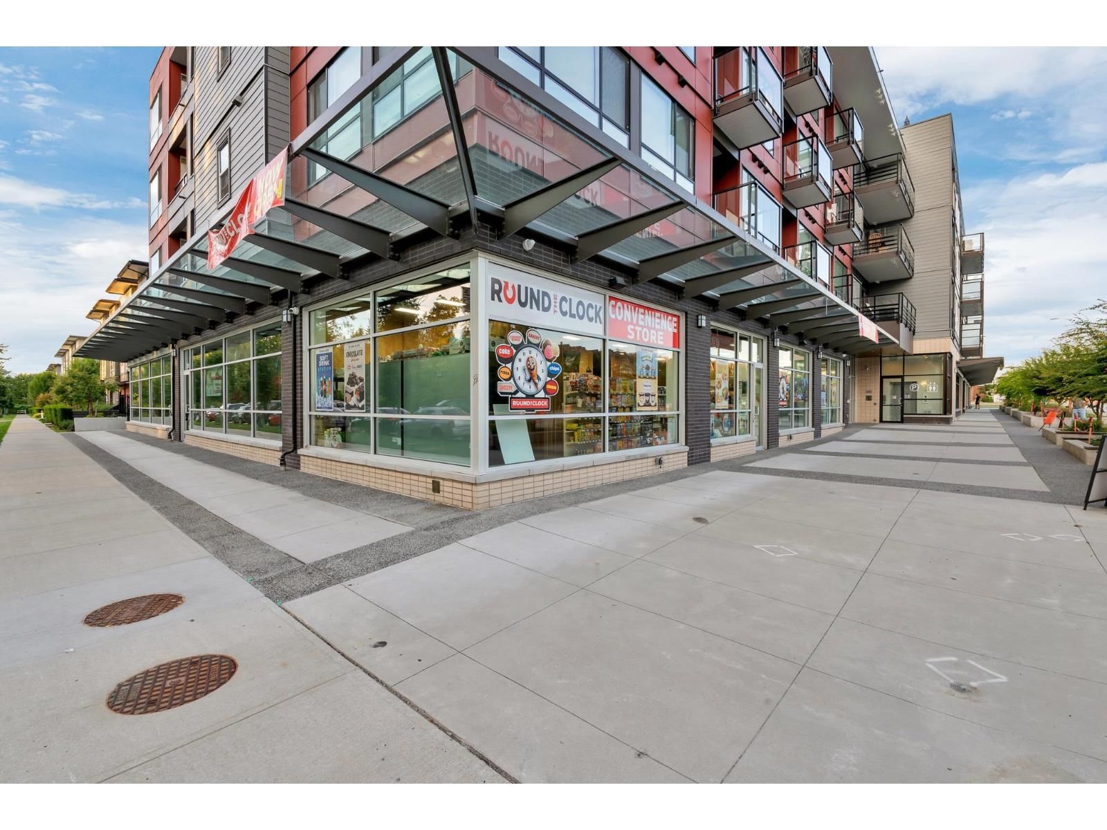 18811 72 Avenue, Surrey, British Columbia V4N 6W7