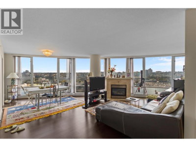 1033 MARINASIDE Crescent | Vancouver British Columbia | Slide Image Five