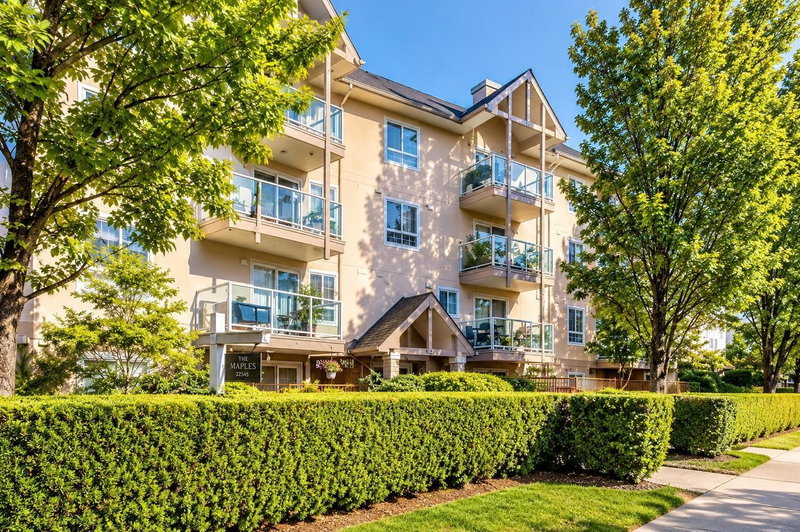 8110 120A Street Surrey British Columbia, V3W 3P3 - 1 Bedroom Condo For Sale
