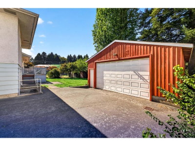9455 113B Street | Delta British Columbia | Slide Image Thirty-six