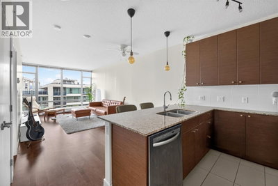 7360 ELMBRIDGE Way | Richmond British Columbia | Slide Image Two