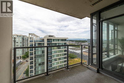 7360 ELMBRIDGE Way | Richmond British Columbia | Slide Image Six