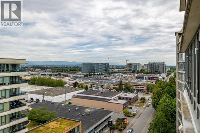 7360 ELMBRIDGE Way | Richmond British Columbia | Slide Image Eight