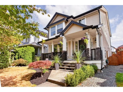 6462 185 Street | Surrey British Columbia | Slide Image Three