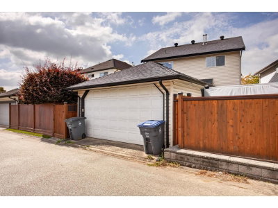 6462 185 Street | Surrey British Columbia | Slide Image Thirty-nine