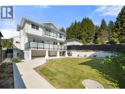 361 22ND Street | North Vancouver British Columbia | Slide Image Thirty