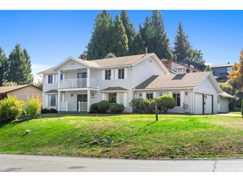 47404 SWALLOW Crescent Chilliwack British Columbia, V2P 7R2 - 5 Bedrooms Home For Sale