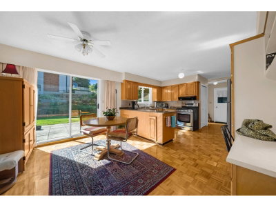 47404 SWALLOW Crescent | Chilliwack British Columbia | Slide Image Ten