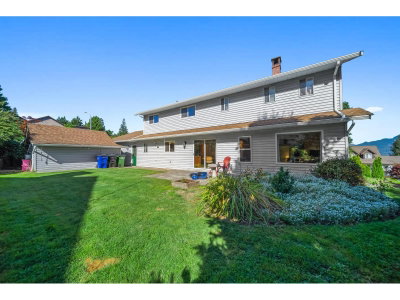 47404 SWALLOW Crescent | Chilliwack British Columbia | Slide Image Thirty-six