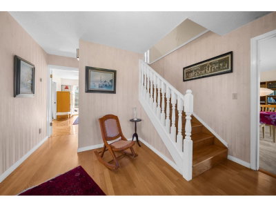 47404 SWALLOW Crescent | Chilliwack British Columbia | Slide Image Five