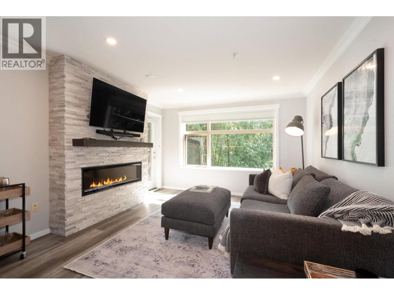 300 KLAHANIE Drive Port Moody British Columbia, V3H 5K9 - 2 Bedrooms Condo For Sale