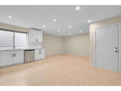 12955 15A Avenue | Surrey British Columbia | Slide Image Nineteen