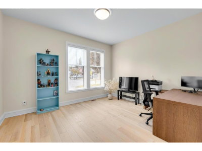 12955 15A Avenue | Surrey British Columbia | Slide Image Nine