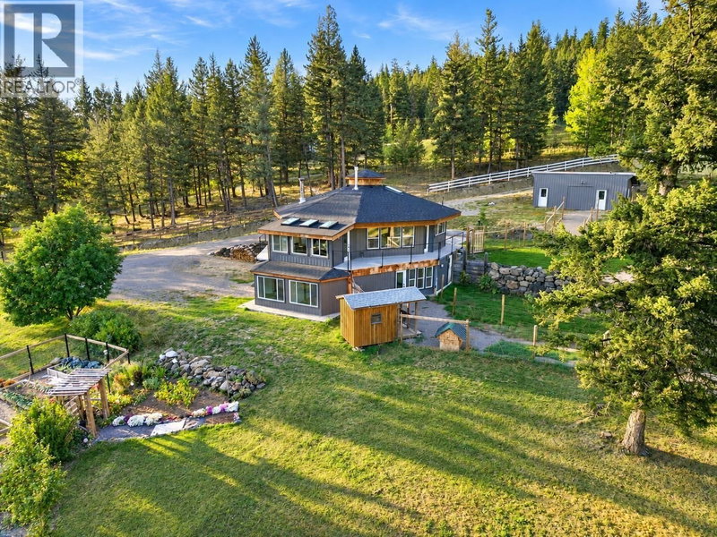 6318 HIGHLAND Crescent 100 Mile House British Columbia, V0K 2E3 - 4 Bedrooms Home For Sale