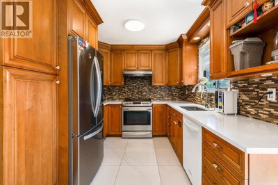 10440 AINTREE Crescent | Richmond British Columbia | Slide Image Thirteen