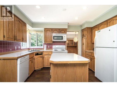 2577 STONEY CREEK Place | Burnaby British Columbia | Slide Image Fifteen