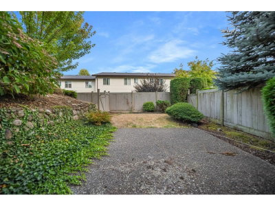 32858 LANDEAU Place | Abbotsford British Columbia | Slide Image Thirty-seven