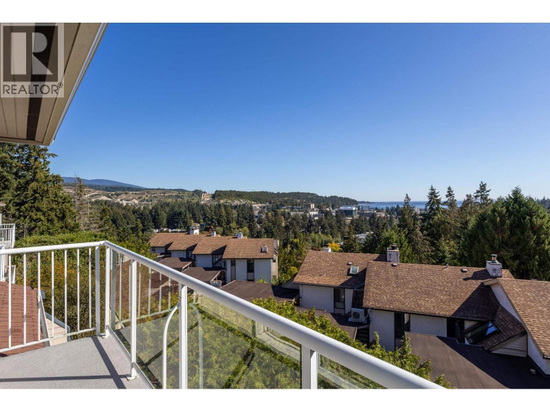 5768 MARINE Way Sechelt British Columbia, V7Z 0K4 - 2 Bedrooms Condo For Sale