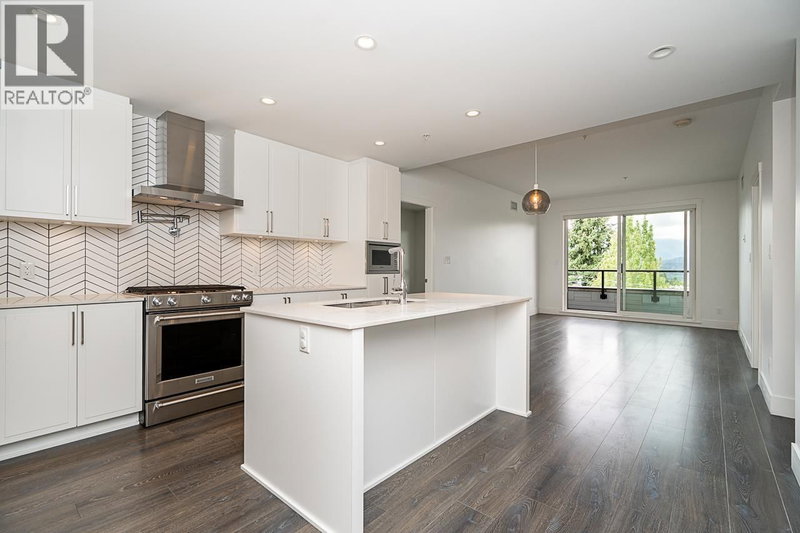 4477 HASTINGS Street Burnaby British Columbia, V5C 2K1 - 2 Bedrooms Condo For Sale