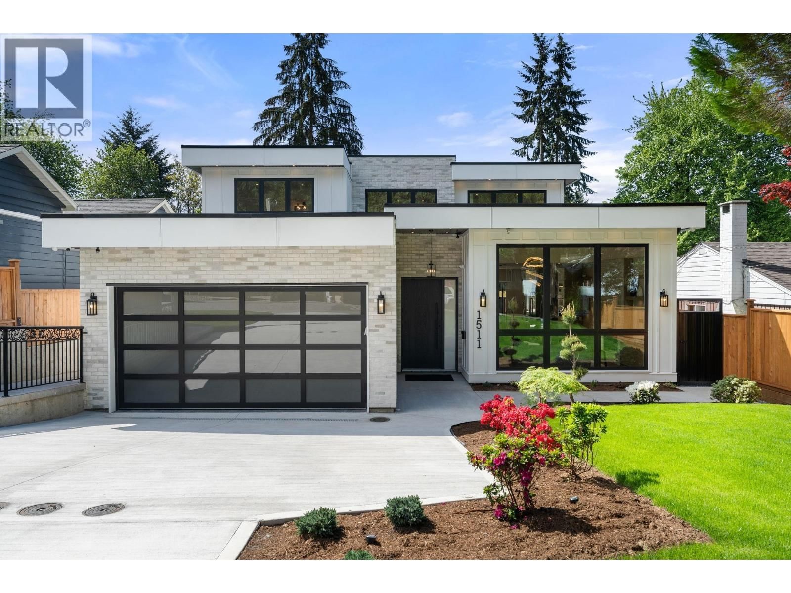 1511 BURRILL Avenue, North Vancouver, British Columbia V7K 1L8
