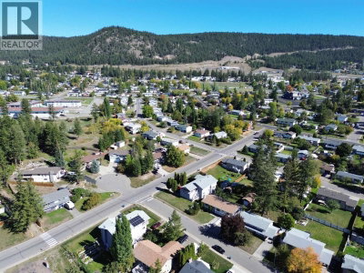 460 DODWELL Street | Williams Lake British Columbia | Slide Image Three