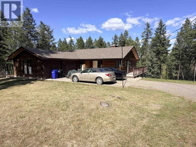 754 ROBERTS Drive | Williams Lake British Columbia | Slide Image One