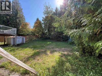889 ROSS Road | North Vancouver British Columbia | Slide Image Three