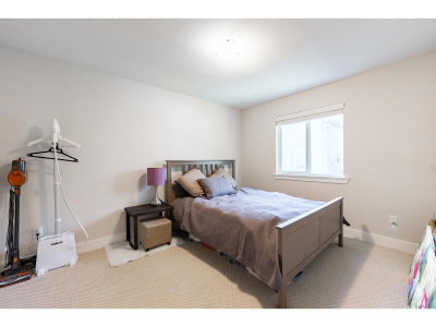16919 79 Avenue | Surrey British Columbia | Slide Image Fifteen