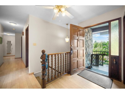 31506 MONTE VISTA Crescent | Abbotsford British Columbia | Slide Image Nine