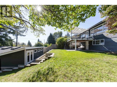 1243 CLOVERLEY Street | North Vancouver British Columbia | Slide Image Thirty-five