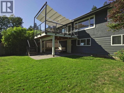 1243 CLOVERLEY Street | North Vancouver British Columbia | Slide Image Six