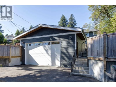 1243 CLOVERLEY Street | North Vancouver British Columbia | Slide Image Nine
