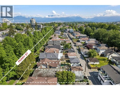 4420 PERRY Street | Vancouver British Columbia | Slide Image Fifteen