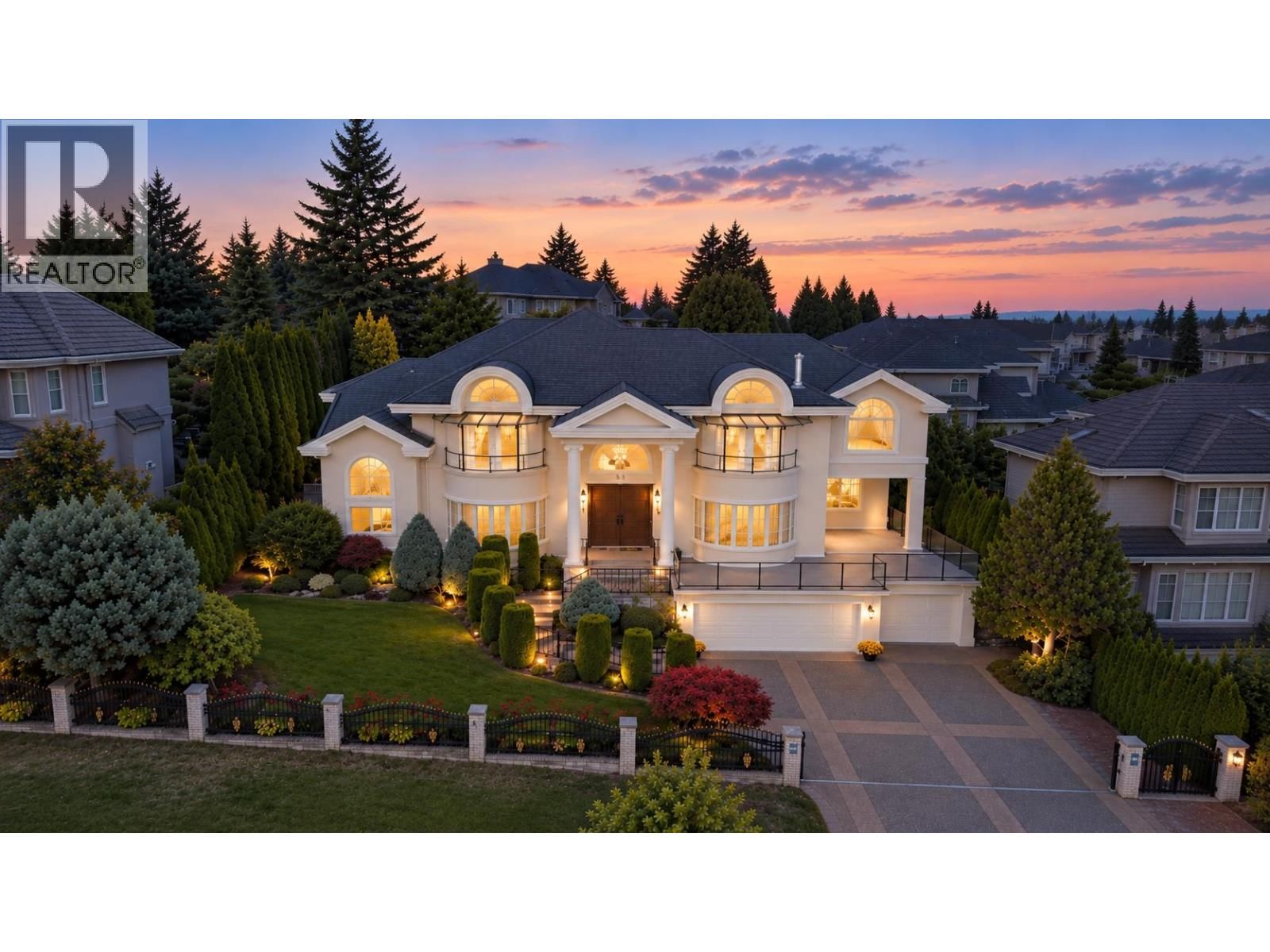 3059 PLATEAU Boulevard, Coquitlam, British Columbia V3E 2Y7