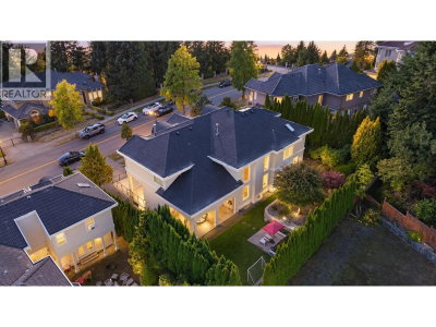 3059 PLATEAU Boulevard | Coquitlam British Columbia | Slide Image Three