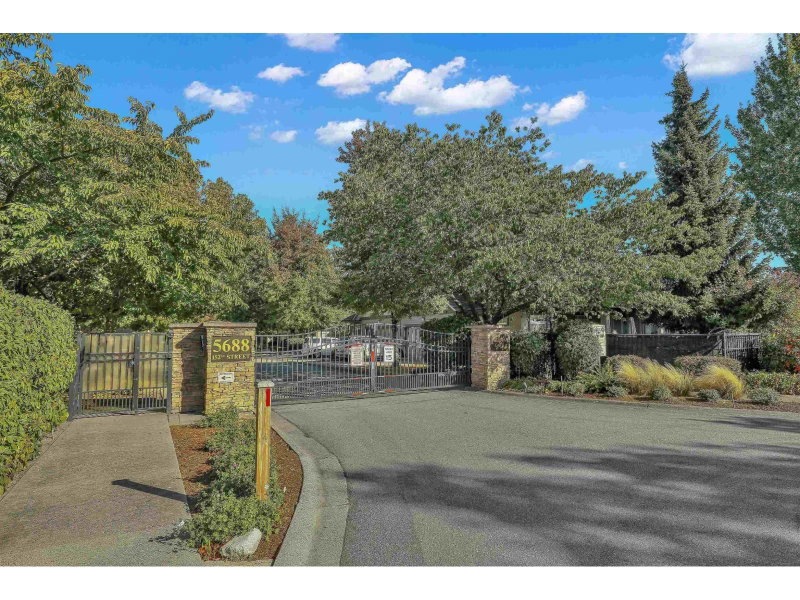 5688 152 Street Surrey British Columbia, V3S 3K2 - 3 Bedrooms Condo For Sale