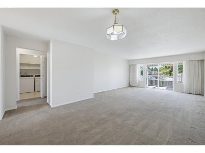 32691 GARIBALDI Drive | Abbotsford British Columbia | Slide Image Four