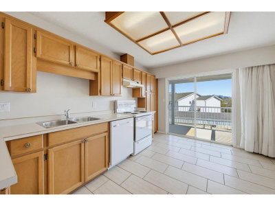 32691 GARIBALDI Drive | Abbotsford British Columbia | Slide Image Nine
